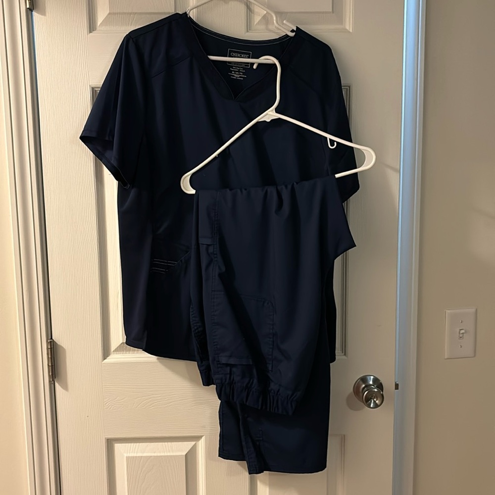 Cherokee Revolution scrub set